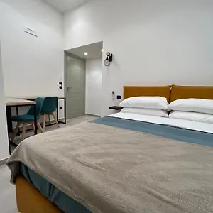 la-stella-di-napoli.hotels-amalfi.com/